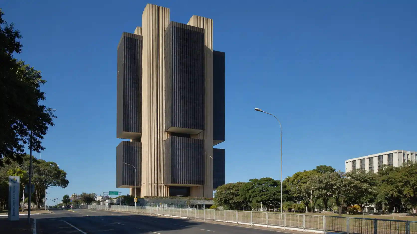 Taxa Selic Banco Central do Brasil e mercado imobiliário 2026
